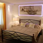 House Sandra